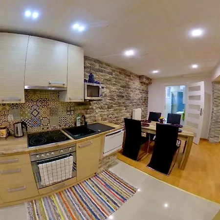 Apartament V+k