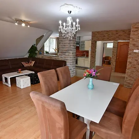 Apartament V+k