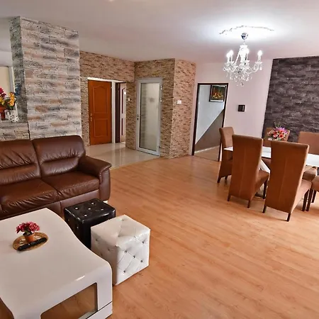 V+k Apartment
