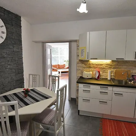 V+k Apartament *