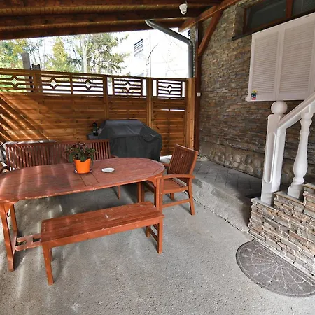 V+k Apartment Tatranska Strba