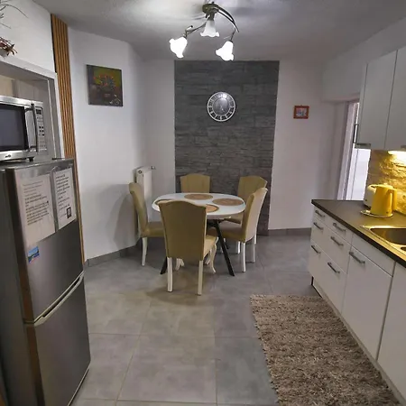 V+k Apartament *
